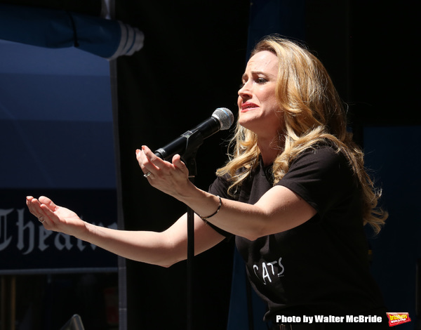 Photo Coverage: The Stars Sang Out! On Stage at Stars In The Alley Image