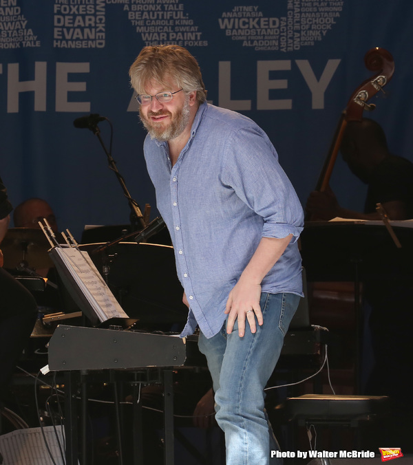 Photo Coverage: The Stars Sang Out! On Stage at Stars In The Alley Image