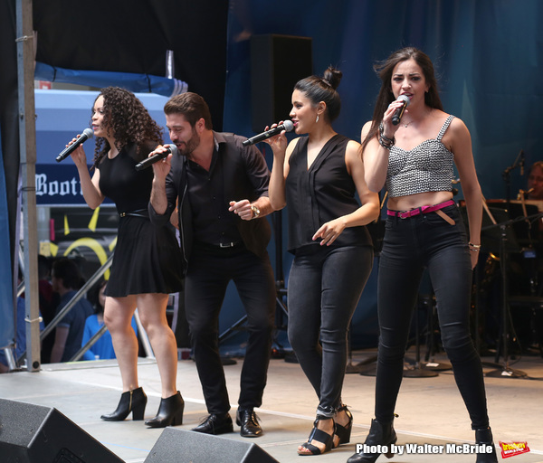 Photo Coverage: The Stars Sang Out! On Stage at Stars In The Alley Image