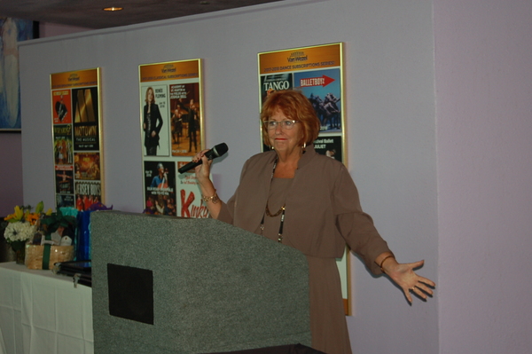 Photo Flash: Van Wezel Performing Arts Hall Hosts Usher Appreciation Party Image