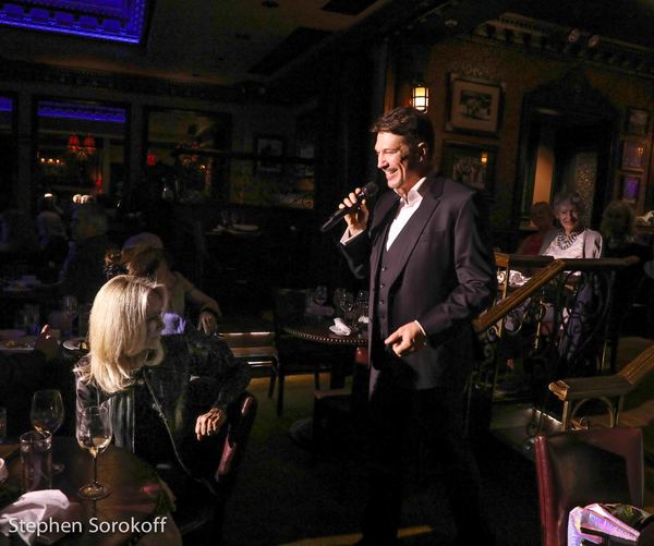 Photo Coverage: Paulo Szot Salutes Broadway At Feinstein's/54 Below Image