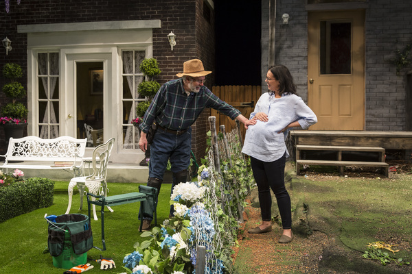 Photo Flash: First Look at NATIVE GARDENS at Victory Gardens Theater 