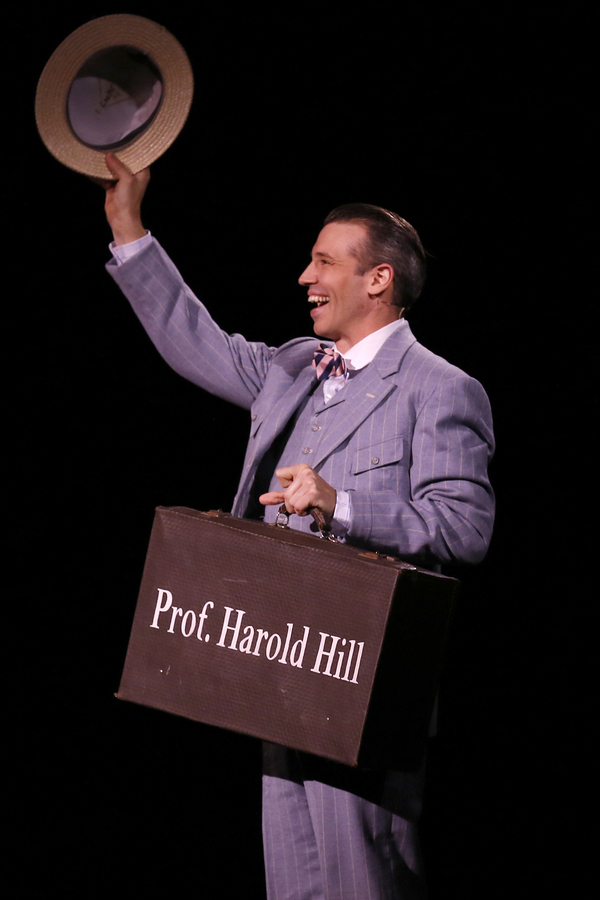 Photo Flash: THE MUSIC MAN Charms North Shore Music Theatre Image