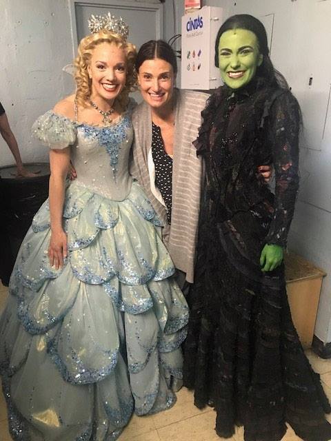 Photo Flash: OG Elphaba, Idina Menzel, Takes a Trip Back to OZ Image