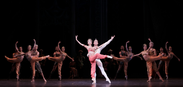 Photo Flash: Houston Ballet Caps Season with Stanton Welch's LA BAYADERE 