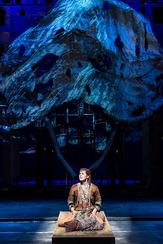 Review: THE CAUCASIAN CHALK CIRCLE at UCSB Theatre Department Image
