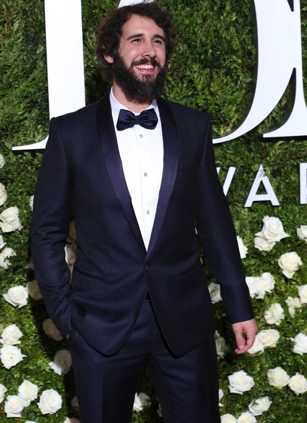Photo Coverage: 2017 Tony Award Red Carpet Arrivals- Part 3 Image