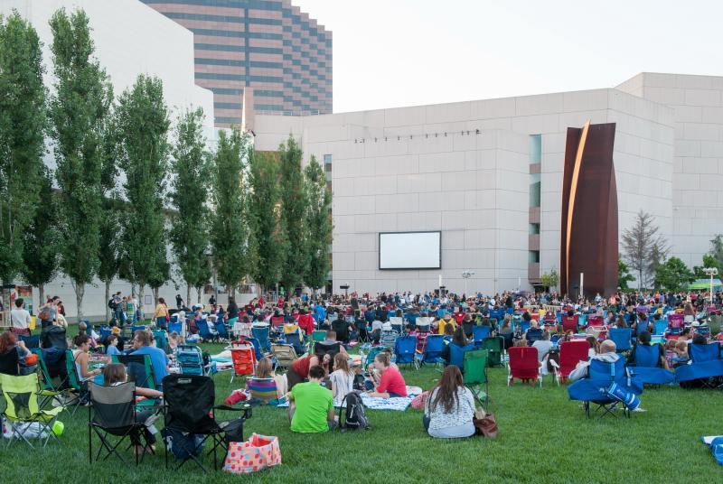 FREE MOVIE MONDAYS Return to Segerstrom Center for the Arts Image