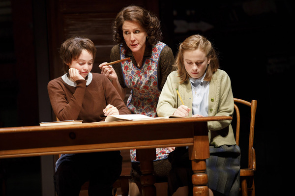 Photo Flash: First Look at NAPOLI, BROOKLYN Off-Broadway Image