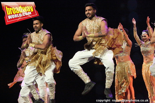 Photo Coverage: The Merchant Dynasty Return to The Peacock with TAJ EXPRESS Image