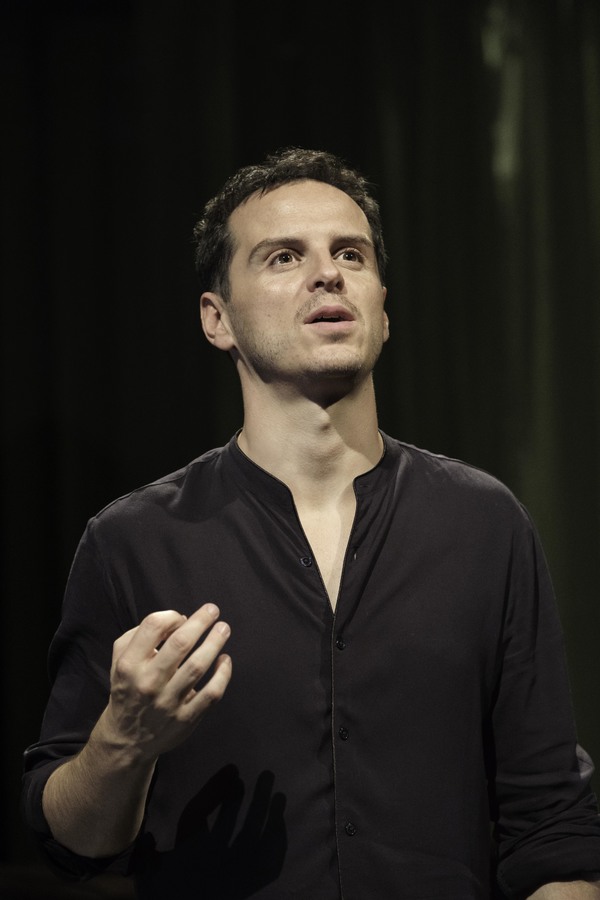 Photo Flash: First Look at Andrew Scott, Jessica Brown Findlay and More in HAMLET in the West End Image
