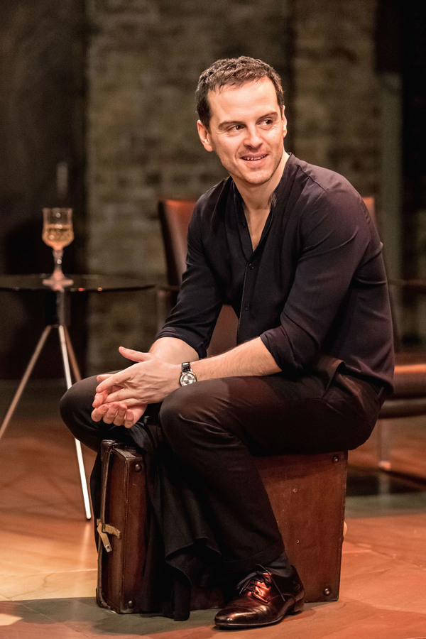 Photo Flash: First Look at Andrew Scott, Jessica Brown Findlay and More in HAMLET in the West End Image