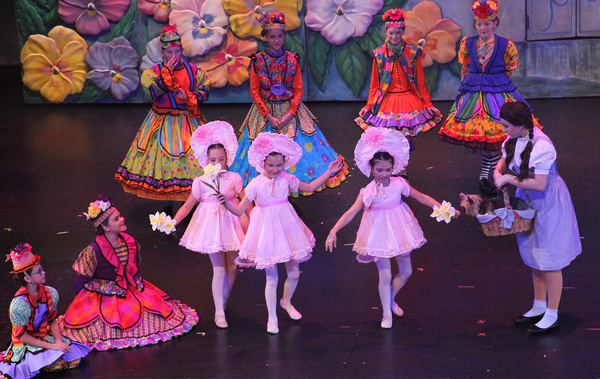 Photo Flash: Inside Opening Night of THE WIZARD OF OZ at Valley Youth Theatre Image