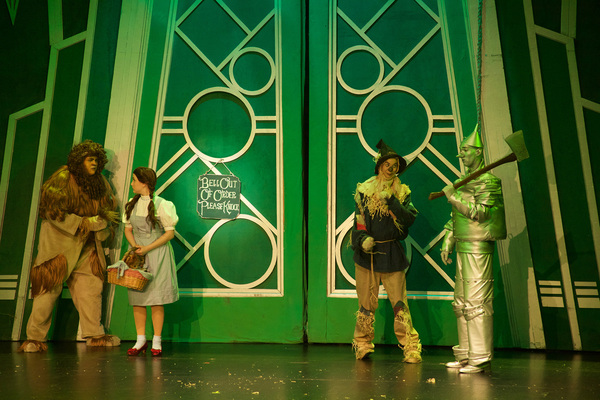 Photo Flash: Inside Opening Night of THE WIZARD OF OZ at Valley Youth Theatre Image