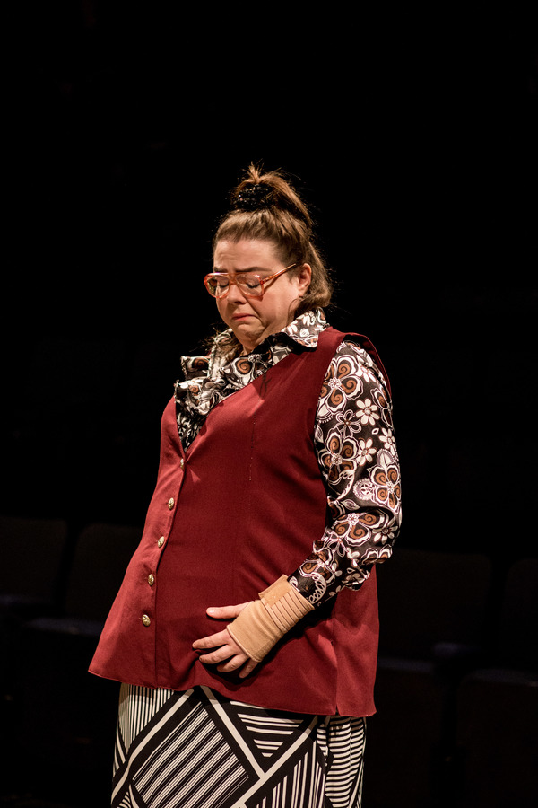 Photo Flash: THE RISE AND FALL OF LITTLE VOICE Opens at Stephen Joseph Theatre Image