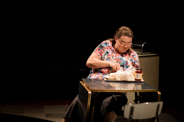 Photo Flash: THE RISE AND FALL OF LITTLE VOICE Opens at Stephen Joseph Theatre Image