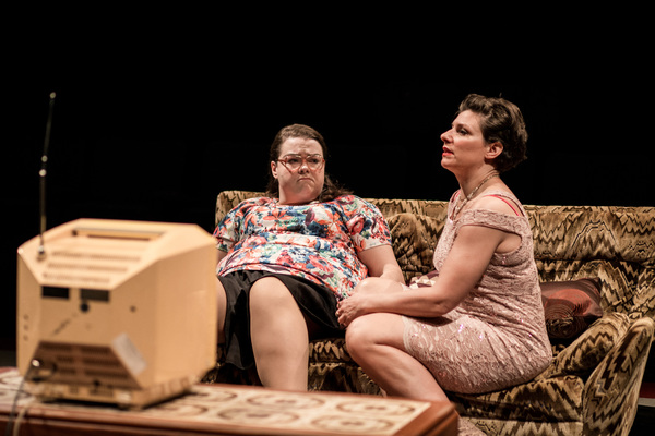 Photo Flash: THE RISE AND FALL OF LITTLE VOICE Opens at Stephen Joseph Theatre Image