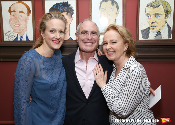 Photo Coverage: Roundabout's Todd Haimes Joins the Sardi's Wall of Fame! Image