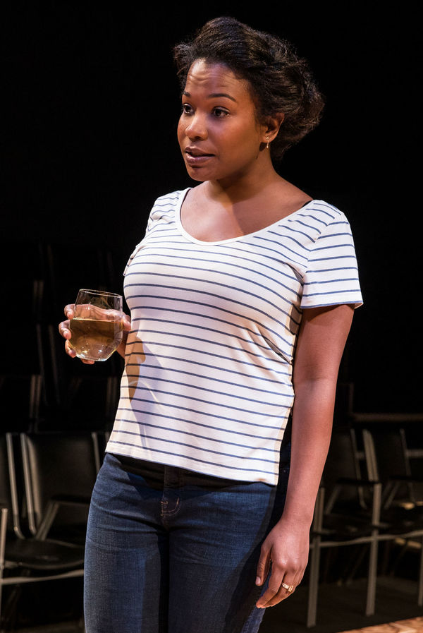 Photo Flash: First Look at MTC's FULFILLMENT CENTER Off-Broadway Image