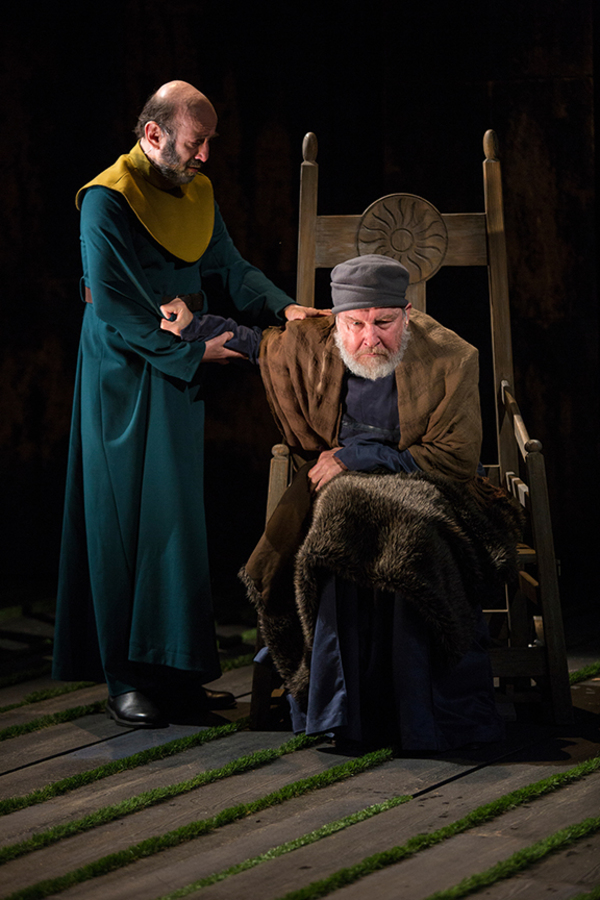 Photo Flash: First Look at Robert Sean Leonard in The Old Globe's KING RICHARD II Image