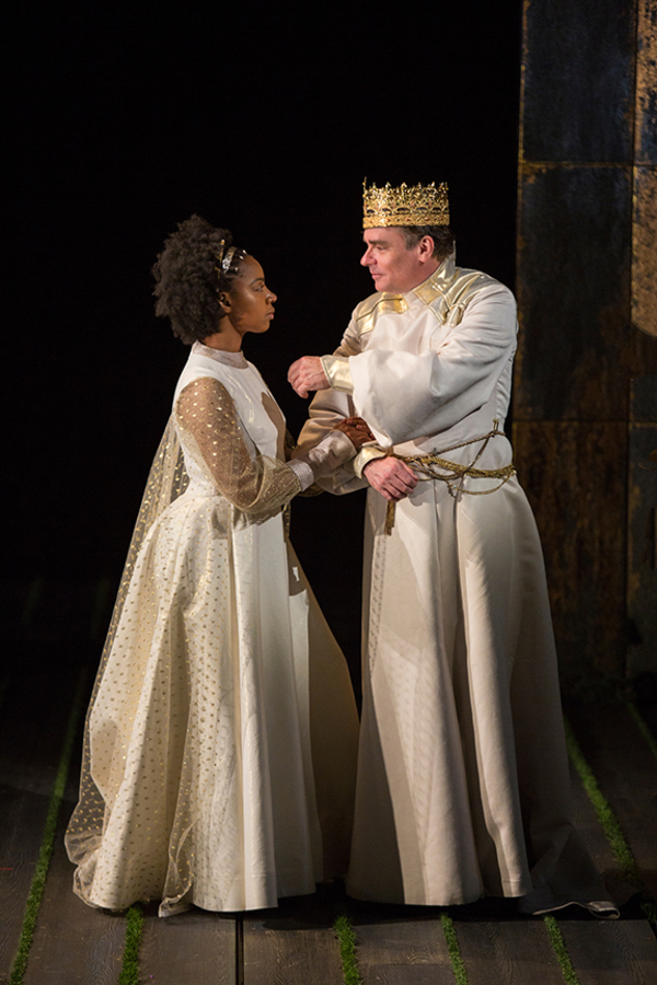 Photo Flash: First Look at Robert Sean Leonard in The Old Globe's KING RICHARD II Image