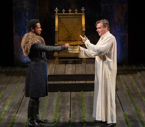 Photo Flash: First Look at Robert Sean Leonard in The Old Globe's KING RICHARD II Image