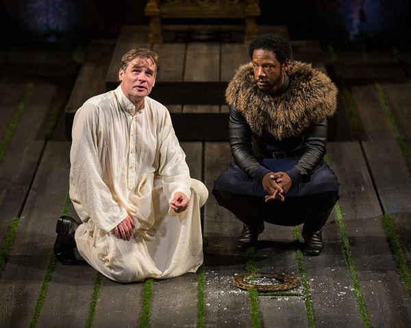 Photo Flash: First Look at Robert Sean Leonard in The Old Globe's KING RICHARD II Image