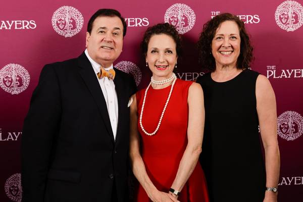 Photo Flash: Bebe Neuwirth Honored with Helen Hayes Award at The Players 