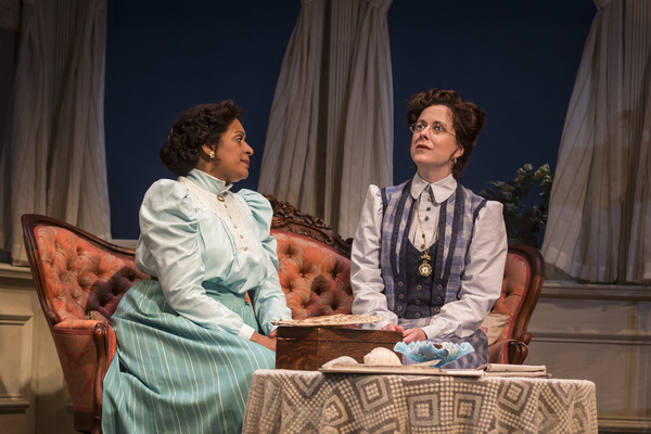 Photo Flash: A First Look at AH, WILDERNESS! at the Goodman Theatre Image