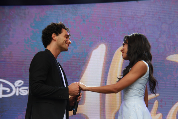 Photo Flash: ALADDIN and ON THE TOWN Take On West End Live Image