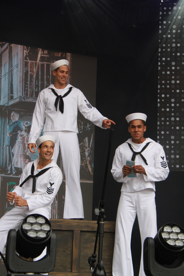 Photo Flash: ALADDIN and ON THE TOWN Take On West End Live Image