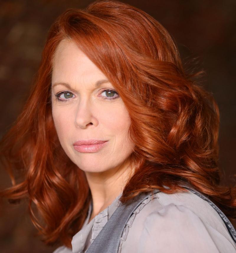 Exclusive Podcast: 'Behind the Curtain' with Tony-Nominee Carolee Carmello Image