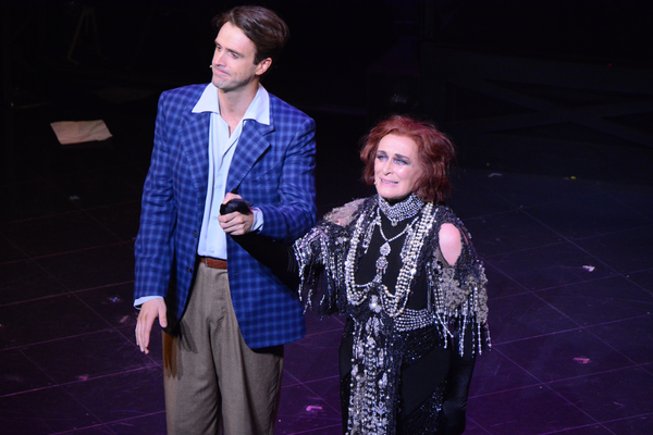 Photo Coverage: Glenn Close Takes Final Curtain Call as SUNSET BOULEVARD Closes on Broadway Image