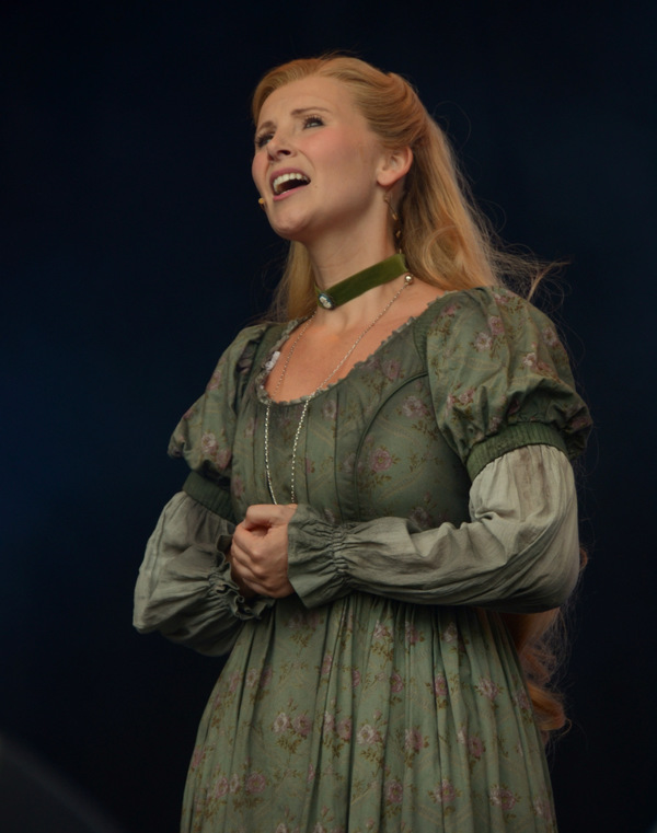 Photo Flash: LES MISERABLES Dreams a Dream at WEST END LIVE 2017 Image