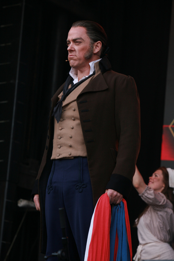 Photo Flash: LES MISERABLES Dreams a Dream at WEST END LIVE 2017 Image