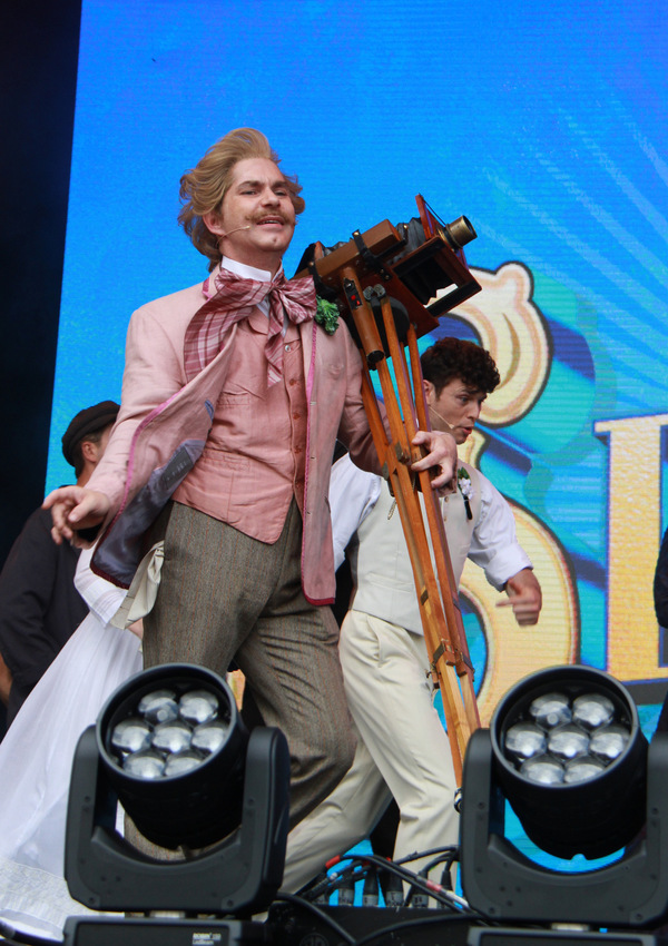 Photo Flash: Flash Bang Wallop! HALF A SIXPENCE Plays WEST END LIVE 2017 Image
