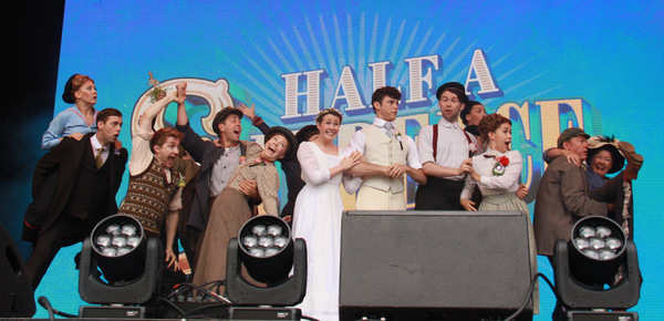 Photo Flash: Flash Bang Wallop! HALF A SIXPENCE Plays WEST END LIVE 2017 Image