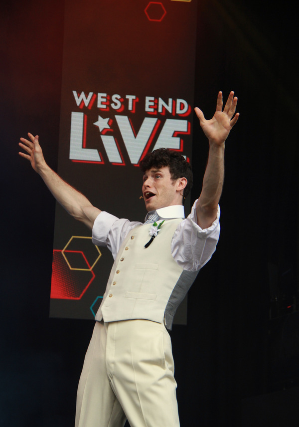 Photo Flash: Flash Bang Wallop! HALF A SIXPENCE Plays WEST END LIVE 2017 Image