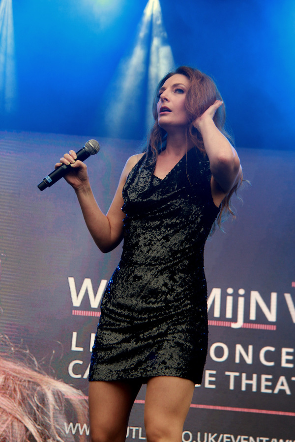 Photo Flash: Willemijn Verkaik Channels Elphaba at WEST END LIVE 2017 Image