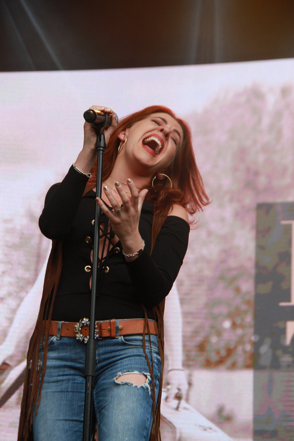 Photo Flash: Rachel Tucker and Ben Forster Take the Stage at WEST END LIVE 2017 Image