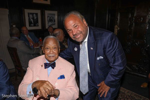Photo Coverage: Gov. Cuomo, Harry Belafonte, and Others Join Friars In Saluting Mayor David Dinkins on His 90th Image