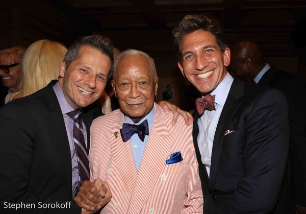 Photo Coverage: Gov. Cuomo, Harry Belafonte, and Others Join Friars In Saluting Mayor David Dinkins on His 90th Image