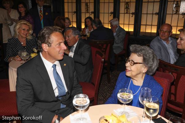 Photo Coverage: Gov. Cuomo, Harry Belafonte, and Others Join Friars In Saluting Mayor David Dinkins on His 90th Image