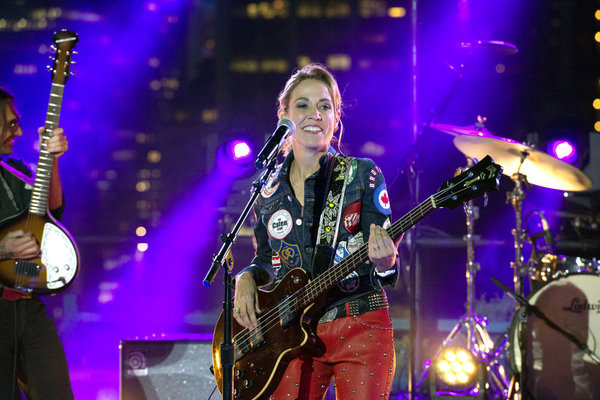 Photo Flash: Jennifer Lopez, Hailee Steinfeld & More Perform on MACY'S 4TH OF JULY FIREWORKS Image