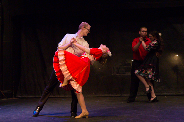 Photo Coverage: First Look at Roundtown Players GUYS AND DOLLS Image