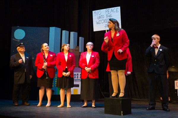 Photo Coverage: First Look at Roundtown Players GUYS AND DOLLS Image