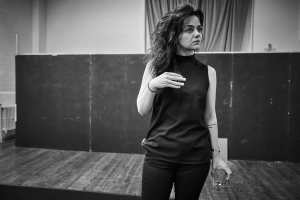 Photo Flash: In Rehearsal With Sienna Miller & Jack O'Connell For CAT ON A HOT TIN ROOF Image
