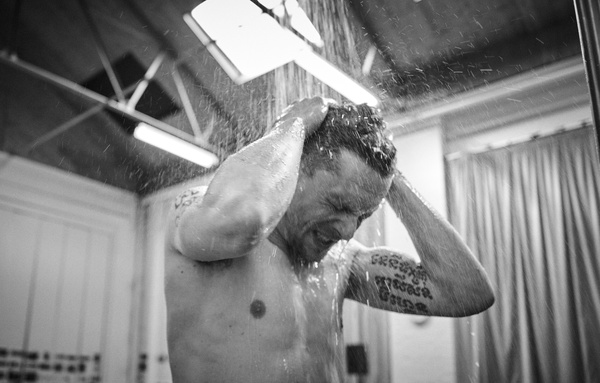 Photo Flash: In Rehearsal With Sienna Miller & Jack O'Connell For CAT ON A HOT TIN ROOF Image