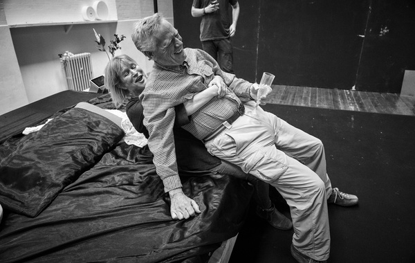 Photo Flash: In Rehearsal With Sienna Miller & Jack O'Connell For CAT ON A HOT TIN ROOF Image