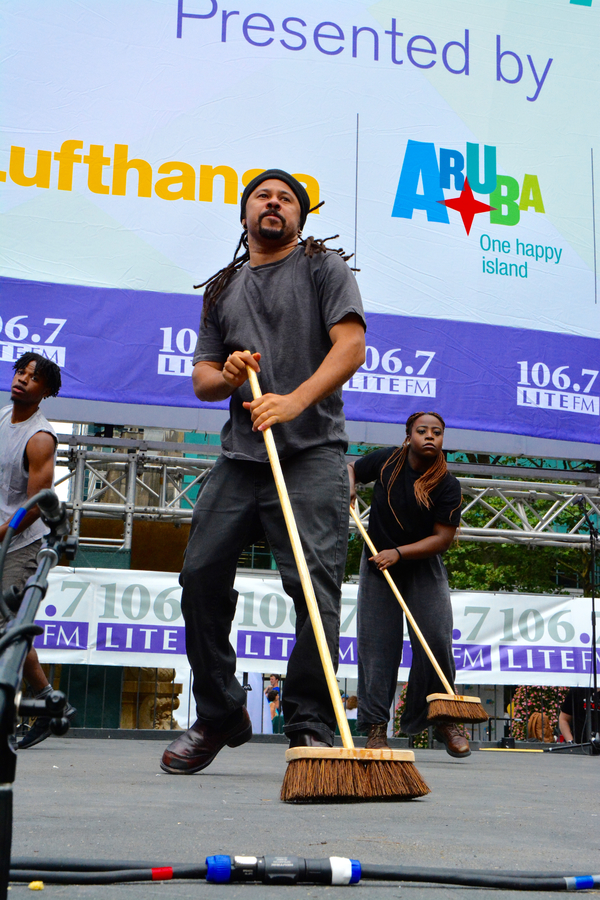 Photo Coverage: GROUNDHOG DAY, WICKED & More Help Kick Off the Summer at Broadway in Bryant Park! Image